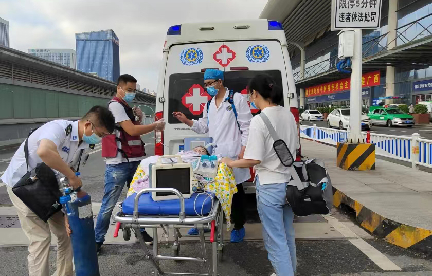 积石山救护车出租公司